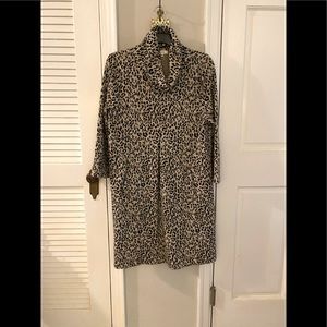 Tyler Boe cowl neck leopard dress; SZ L. Great front pockets!